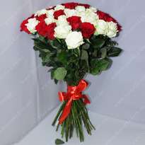 Букет з троянд "Біле і червоне"
