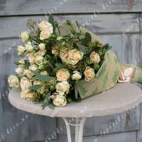 Bouquet of 15 spray roses