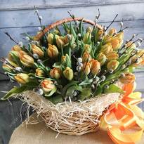 Basket of 51 tulips with cats