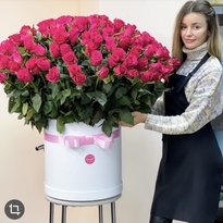 Box of 175 Dutch roses