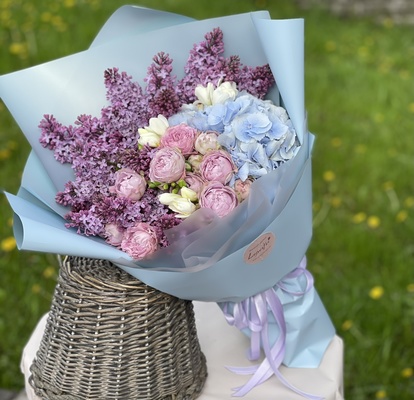 Bouquet with lilacs "Angel"