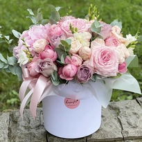 Box of flowers "Pink Ohara"
