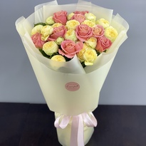 Bouquet mix of roses