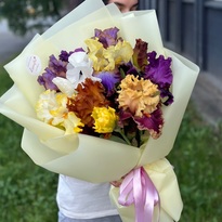 Bouquet of large irises