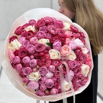 Large bouquet with peonies and roses