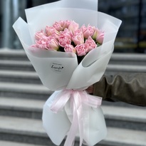 Букет из 25 розового пионовидного тюльпана