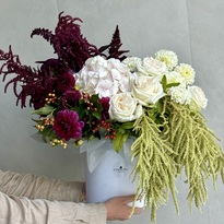 Box with hydrangea and amaranth