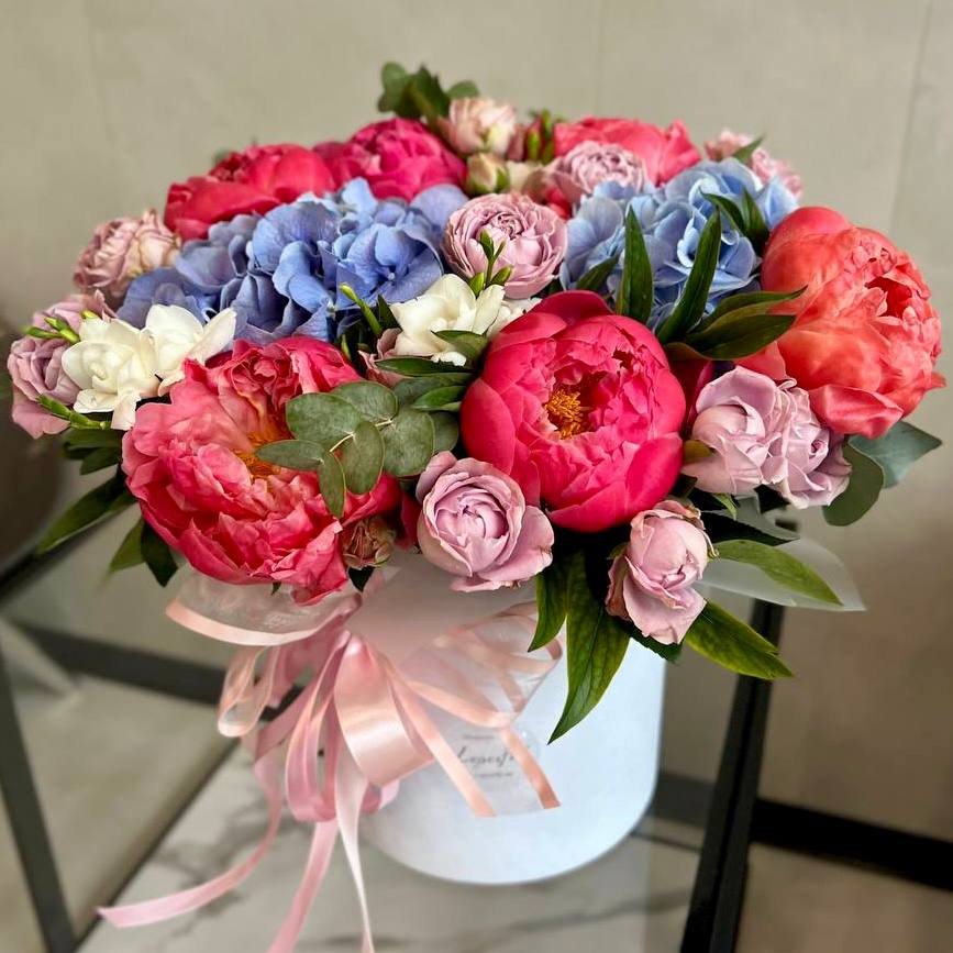Coral Peonies Box
