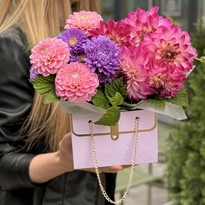 Pink flower handbag