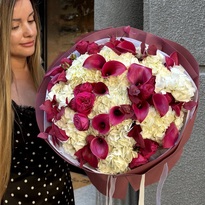 Large Bouquet with White Hydrangeas and Burgundy Calla Lilies